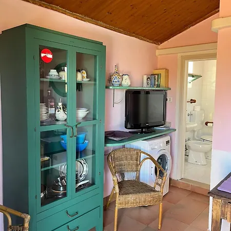 Sulla Strada Del Mare Apartment *